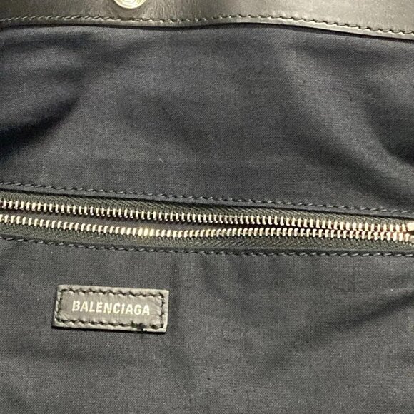 Auth BALENCIAGA Navy Tote 479290 Cream Black Canvas Leather Tote Bag - Picture 13 of 16